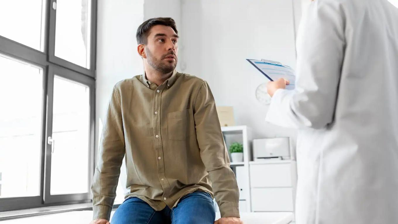 حلم الرجل الأعزب بالعقم.. تأخير للإنجازات