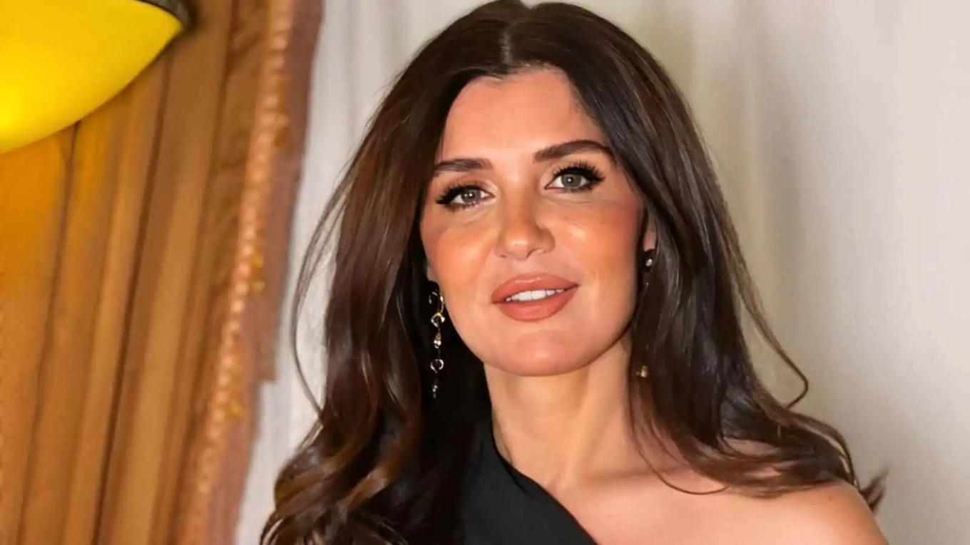 الفنانة المصرية غادة عادل