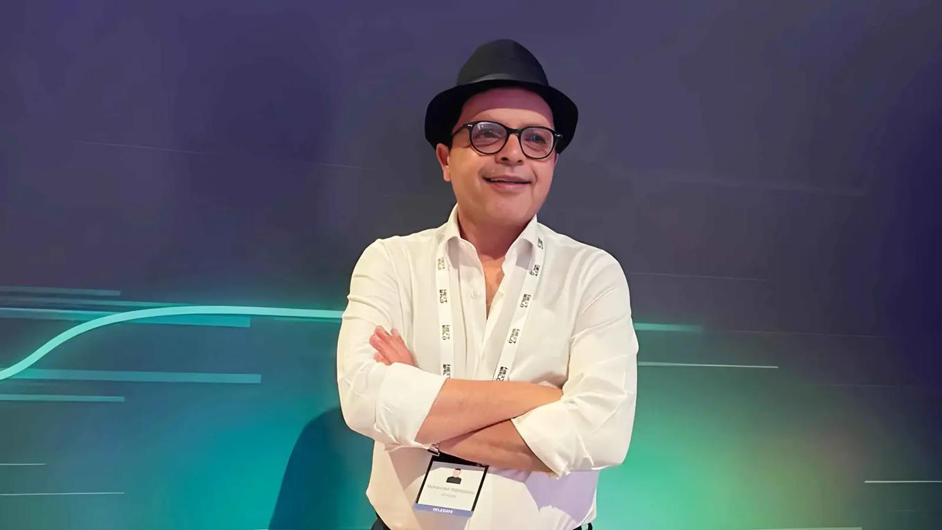 الفنان محمد هنيدي