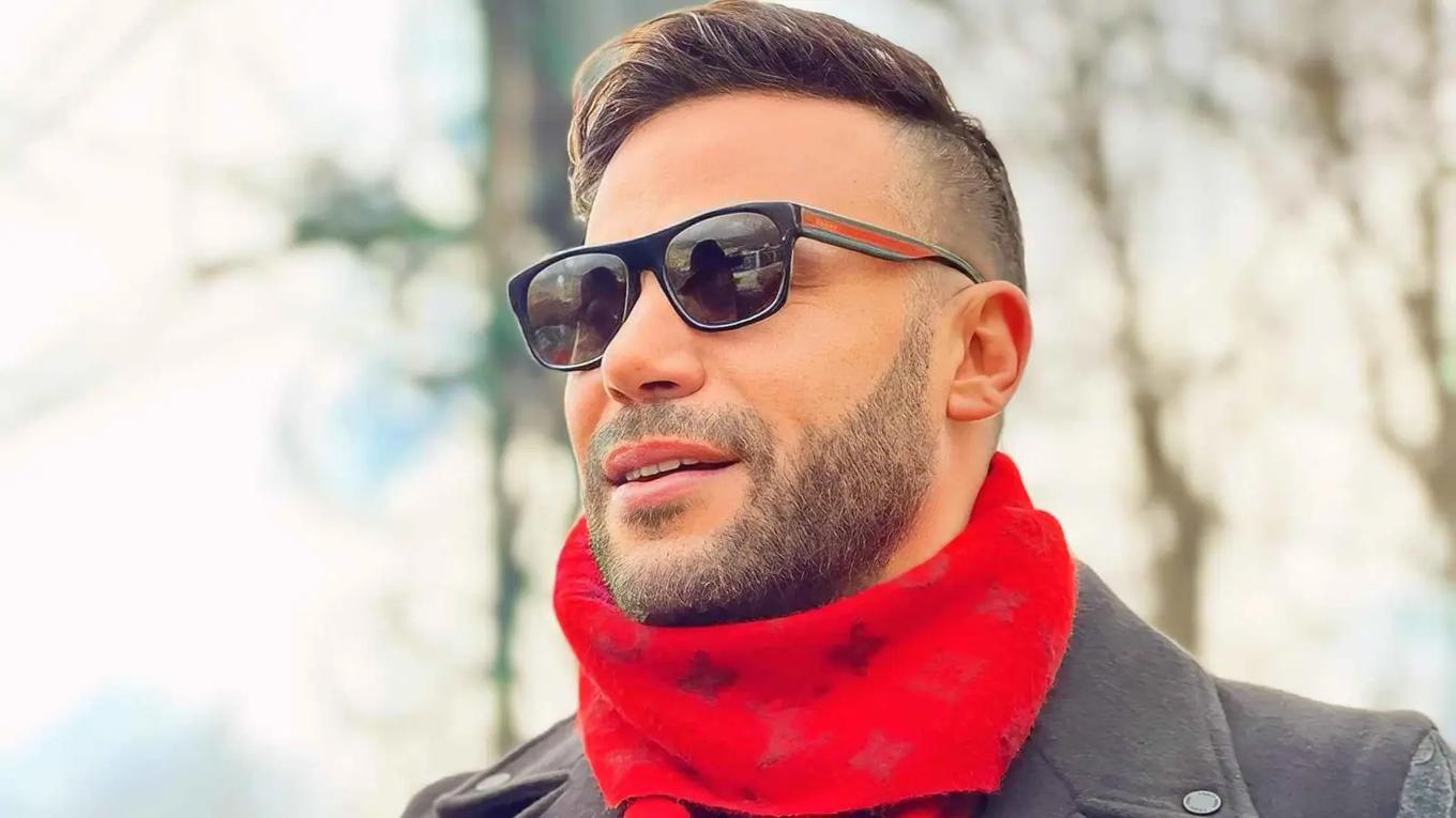 محمد عادل إمام في الكينغ