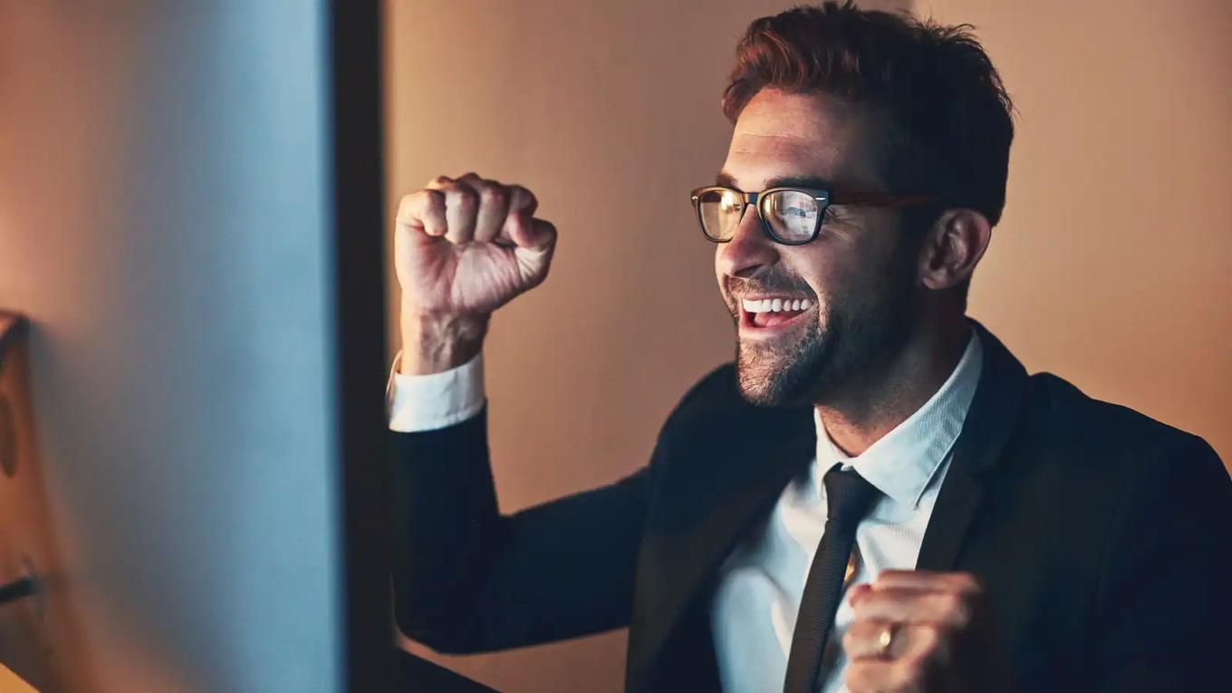 الحلم بصفقة بورصة رابحة .. نبوءة مالية وثقة بالنفس