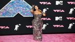 النجمات يتألقن في حفل Vmas.. وسيلينا غوميز