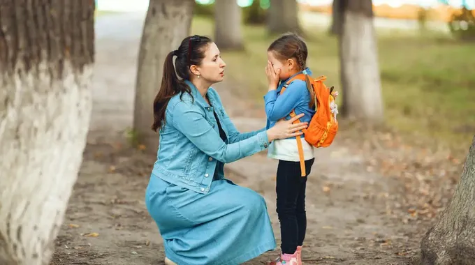 عودة المدارس: كيف تديرين مشاعرك كأم