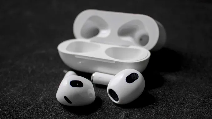 سماعات أبل AirPods Pro 3: كل ما تحتاج معرفته