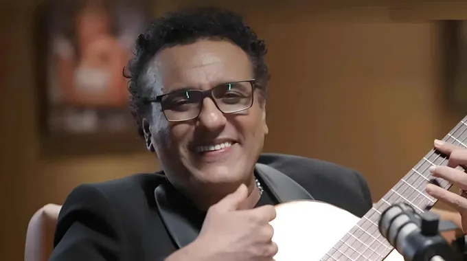 ديو الكينج محمد منير ونجم الجيل تامر حسني