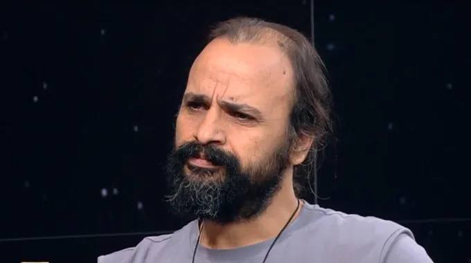 محمد عبد العزيز يطلق روايته