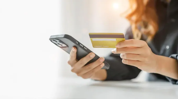التسوق عبر الإنترنت: مستقبل الشراء الحديث