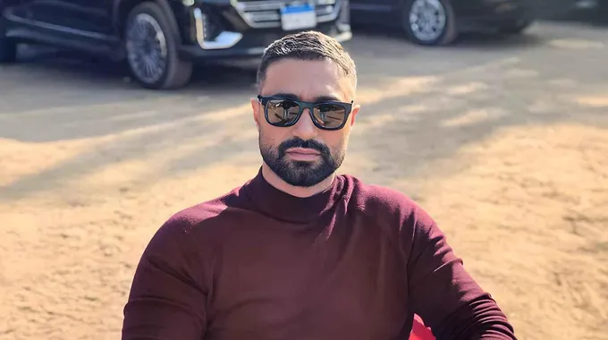 كريم فهمي يتصدر المشاهدات بجائزة جديدة
