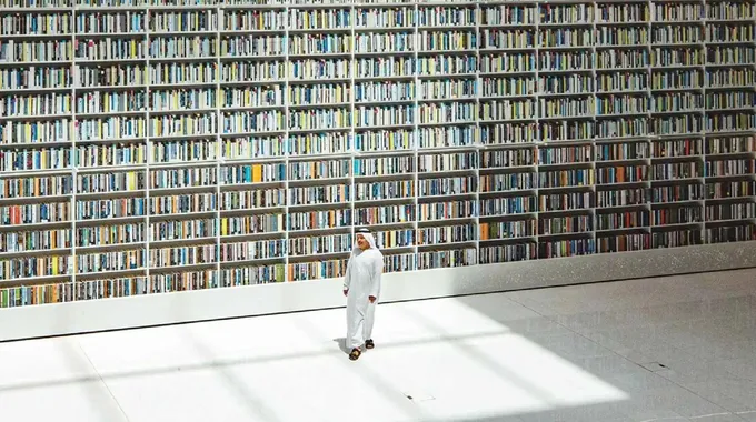 قمة دبي الدولية للمكتبات والنشر 2025