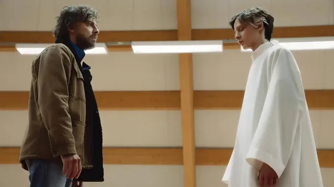 فيلم The Holy Boy: رحلة بين الرعب والدراما