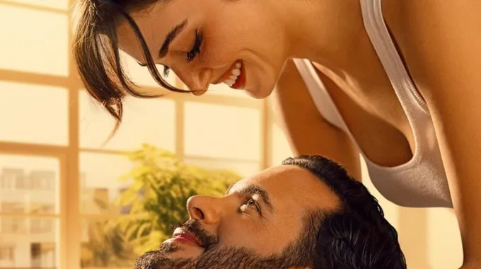 شائعات انفصال هاندا أرتشيل عن خطيبها