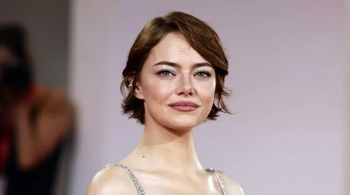 إطلالات النجمات في مهرجان البندقية السينمائي