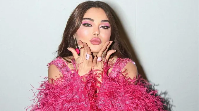 هيفاء وهبي تتألق مع NYX بألوان جديدة