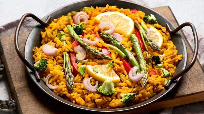 بايلا نباتية لوجبة غنية ولذيذة