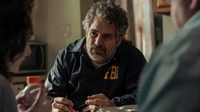 مارك روفالو يعود بمسلسل درامي جديد