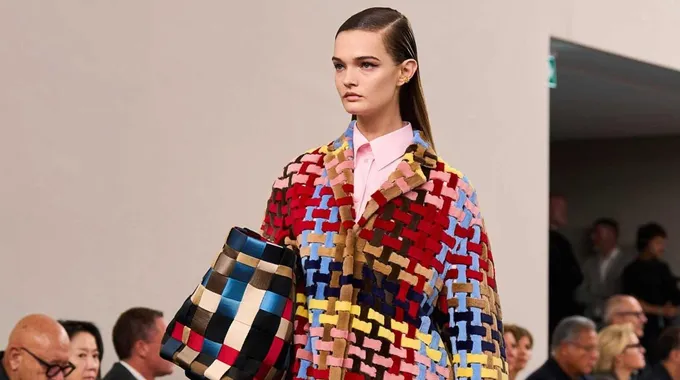 أسبوع الموضة في ميلانو: عرض Fendi المذهل
