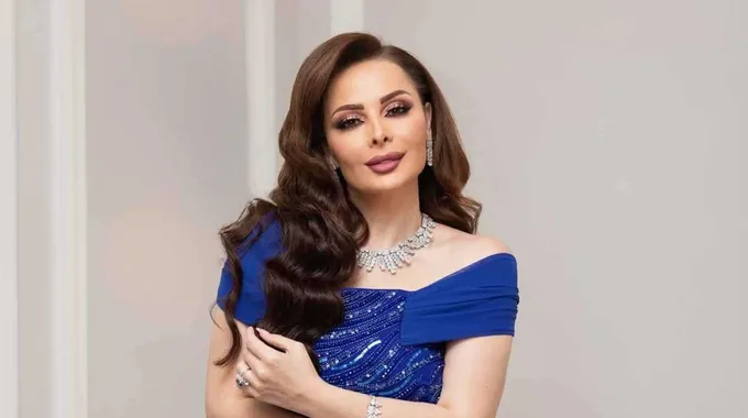 ديانا كرزون تحيي حفلاً في فلوريدا