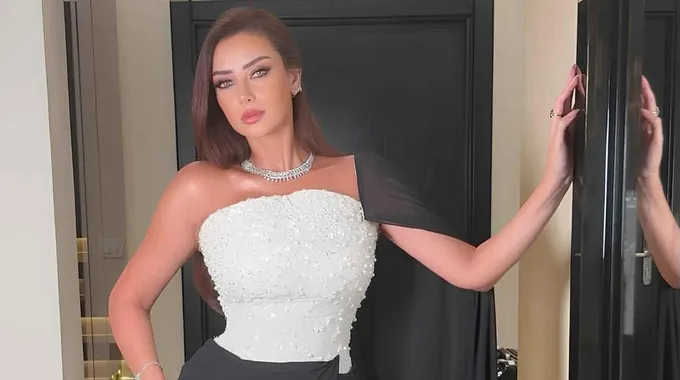 رضوى الشربيني تستعد لإطلاق