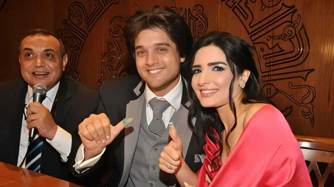 عمر خورشيد يعلن انفصاله عن ياسمين الجيلاني