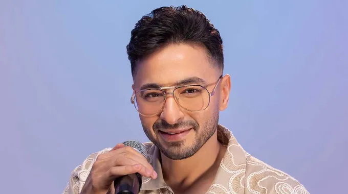 حمادة هلال يطلق أغنية