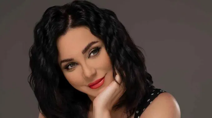 مازن الناطور ينفي شائعات منع سلاف فواخرجي