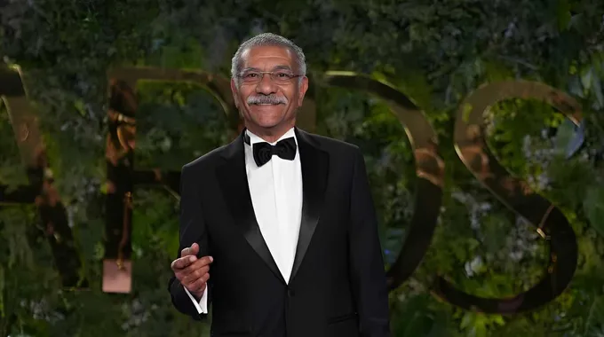 سيد رجب يواصل تصوير مسلسل