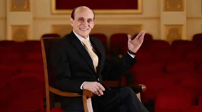 عودة محمد صبحي إلى المسرح بعد التعافي