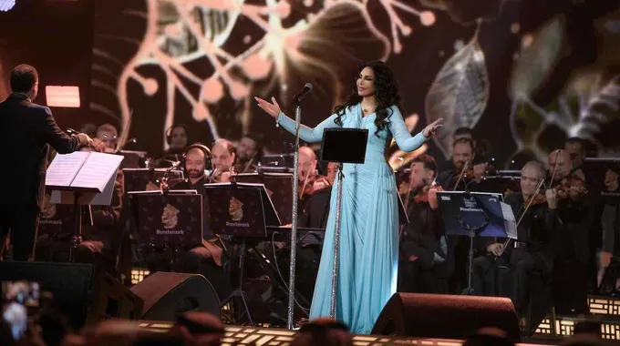 أحلام تستعد لحفلها الكبير في جدة