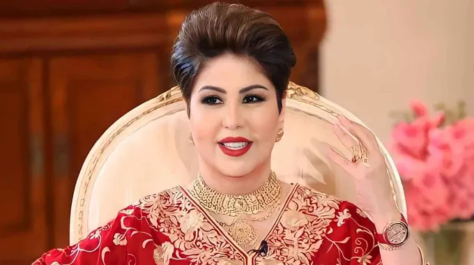 احتفال فجر السعيد بعيد ميلادها الـ58