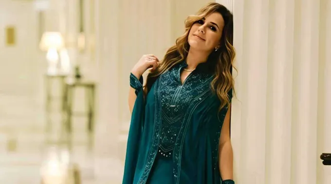عرض حكاية 