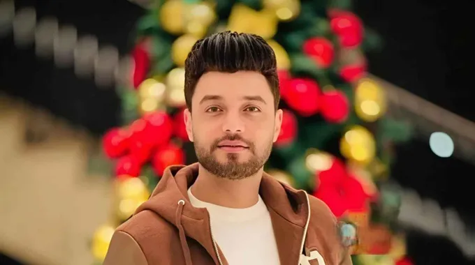 جدل حول حذف أغاني أحمد عامر من المنصات
