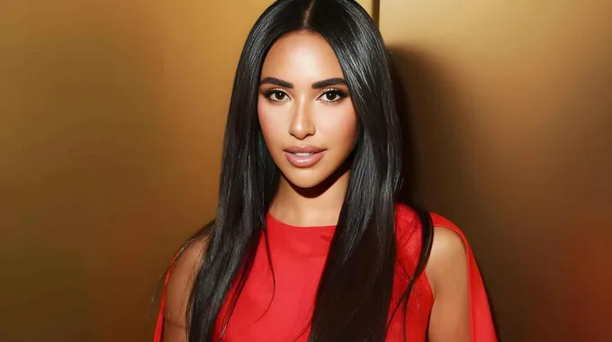 آية سماحة تحتفل بخمس سنوات من الزواج