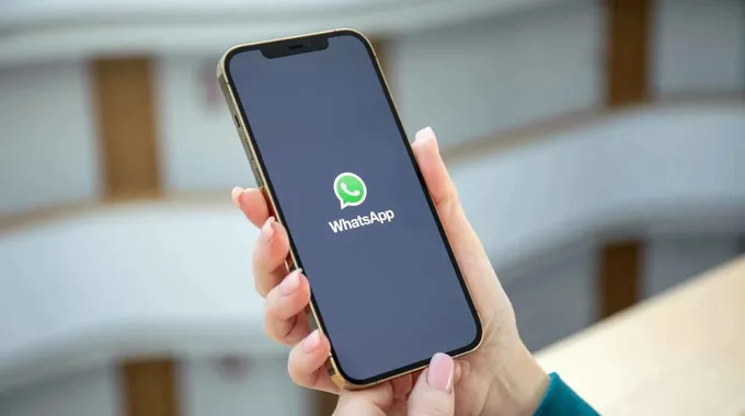 واتساب يقدم ميزة الترجمة الفورية للرسائل