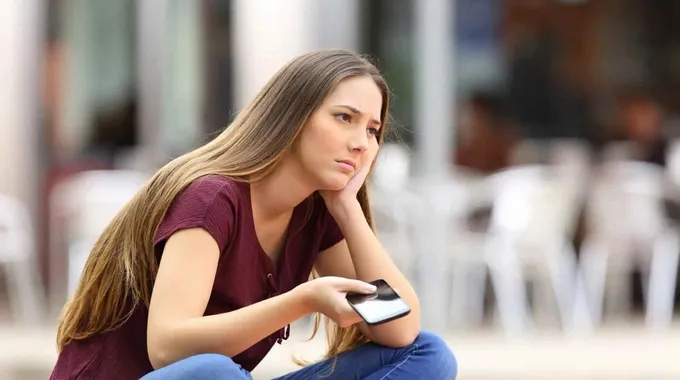 أثر التجاهل والرفض في العلاقات الإنسانية