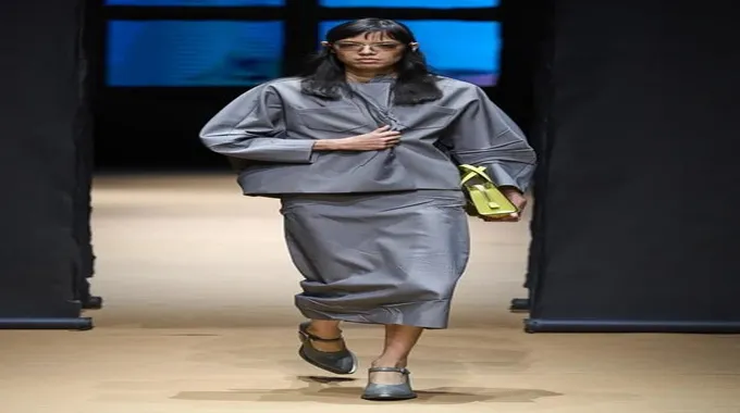 اتجاهات جديدة من Prada وMiu Miu ستسيطر في الصيف